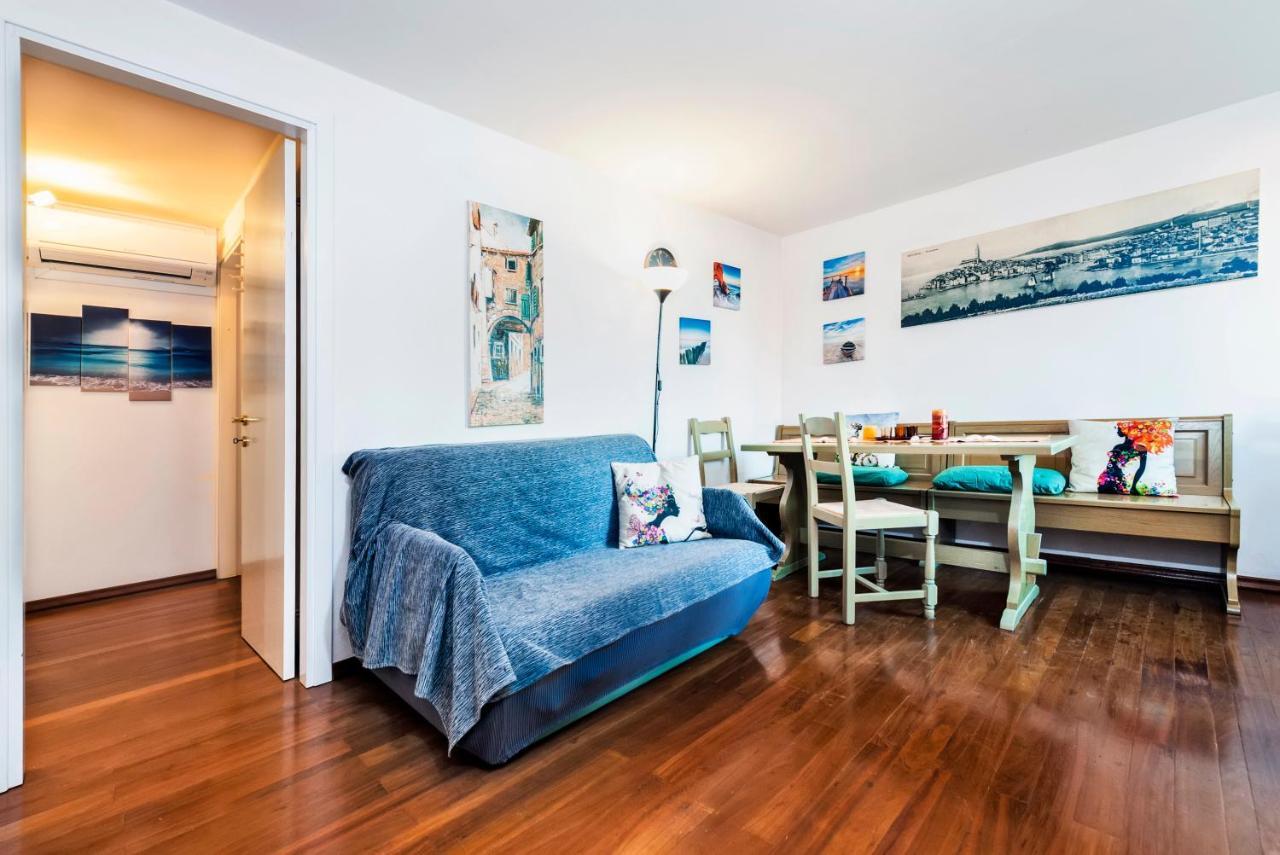 Havana - Apartment With Sea View Rovinj Eksteriør billede