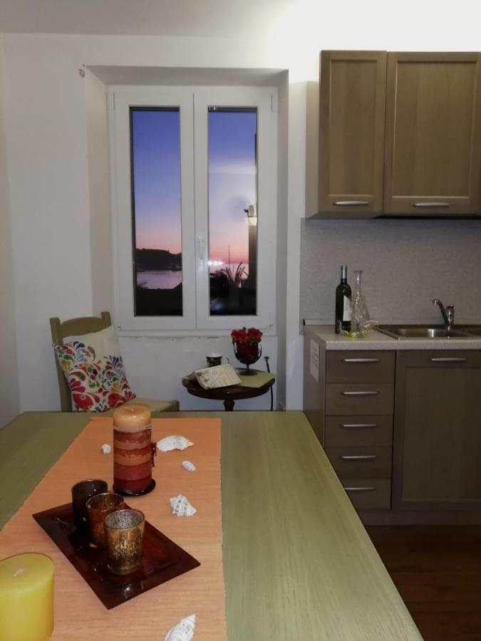 Havana - Apartment With Sea View Rovinj Eksteriør billede